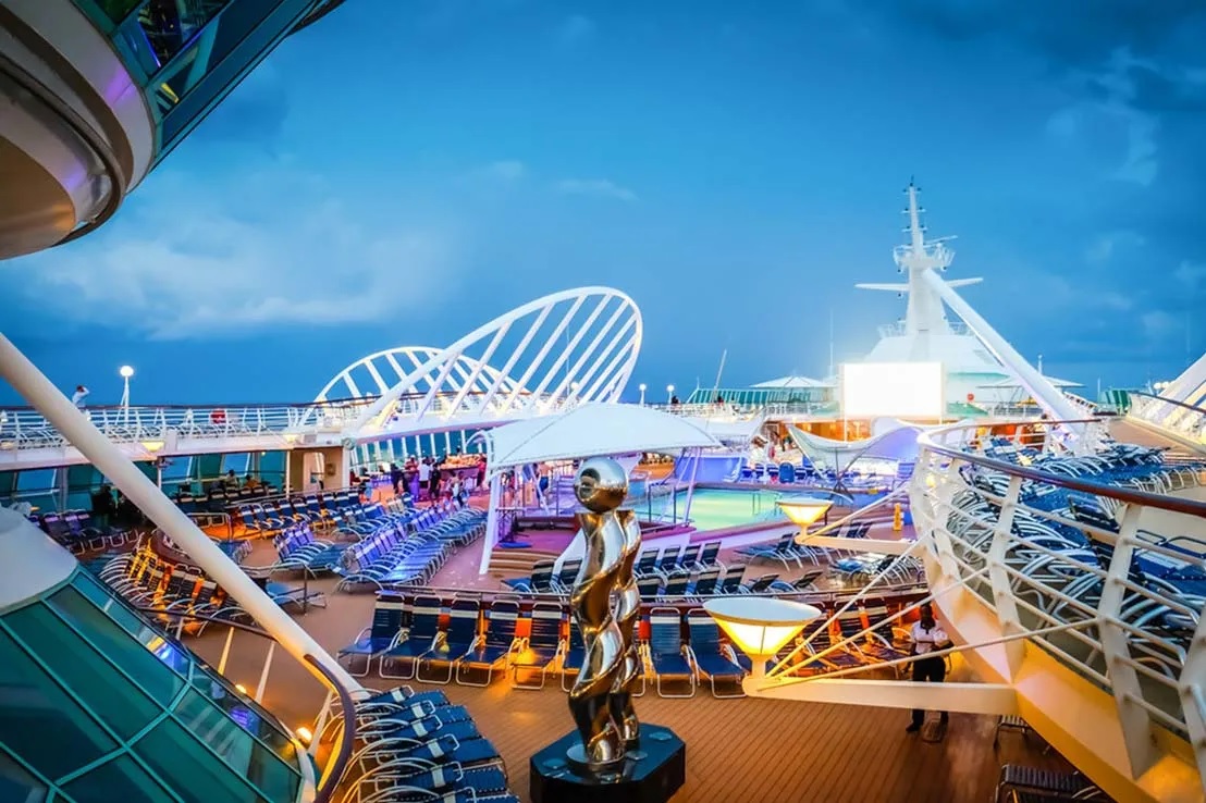 ENCHANTMENT OF THE SEAS CRUCEROS ROYAL CARIBBEAN CRUISES ROYAL CARIBBEAN INTERNATIONAL CREUERS CROCIERE BIDAIAK CRUCEROS CARIBE CARIBBEAN CRUISES CRUCEROS EN BARCO PEQUEÑO SMALL SHIP CRUISES #EnchantmentOfTheSeas #RoyaCaribbean #RCIcruises #Cruises #Cruceros #Creuers #Caribe #CrucerosCaribe #CaribbeanCruises #RoyalCaribbeanInternational #RoyalCaribbeanCruises 